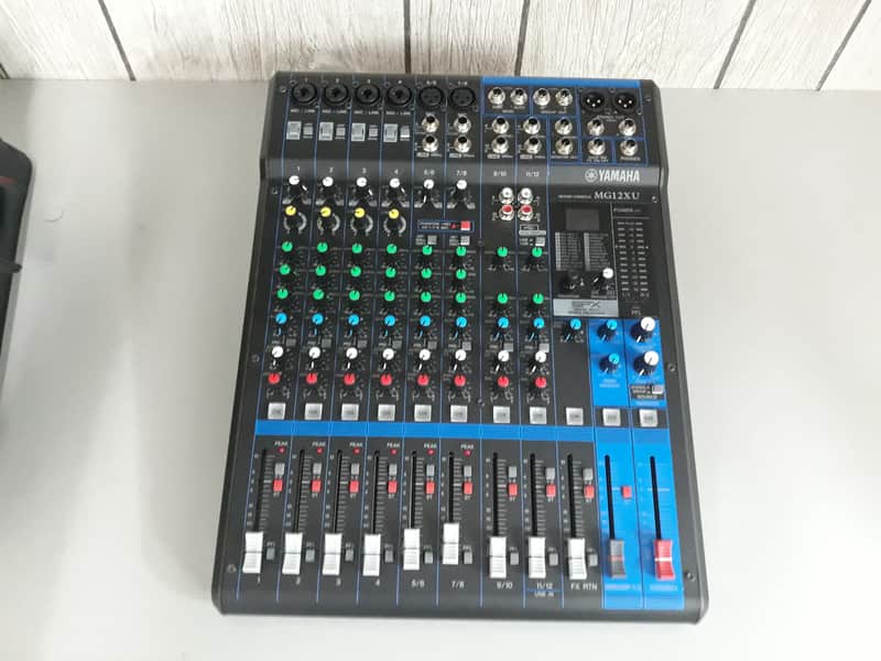 Yamaha MG12XU Mixer with Mixer Bag - Used image 1