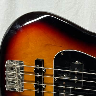 Fender American Performer Precision Bass 4-string P-Bass 2021 - 3-Color Sunburst / Rosewood fingerboard image 3