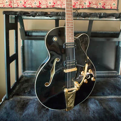 Yamaha AES 1500B Black image 1