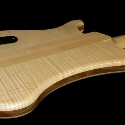 2016 Rickenbacker 4004CII Cheyenne Mapleglo w/case image 5