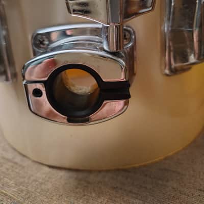 Pearl 6.5x10 Fibreglass Tom 1970's image 3