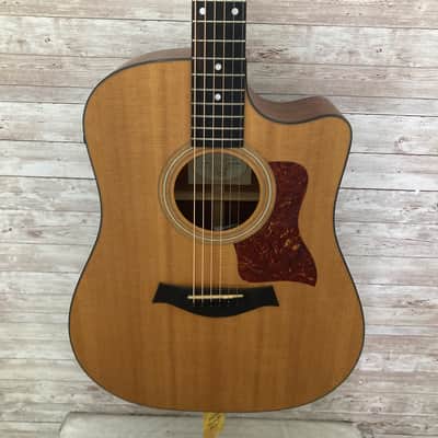 TAYLOR 310 acoustic guitars