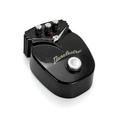 ギター Danelectro BLACK COFFEE L DISTORTION Review & Demo: Danelectro Black Coffee distortion pedal. Trash or