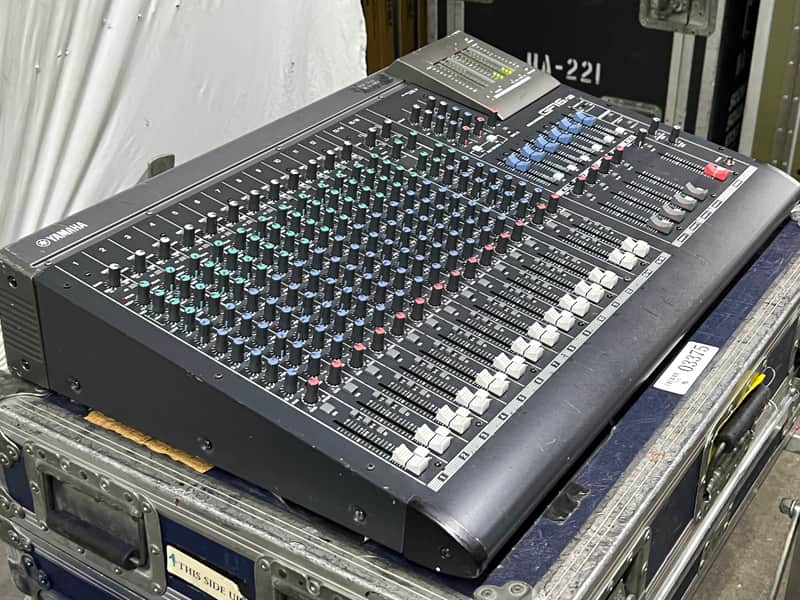 Yamaha GF16/12 16 Channel Analog Mixing Console #03375 (One