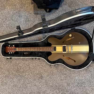 Epiphone Tom DeLonge Signature ES-333 2008 - 2019 - Brown with Cream Stripe image 1