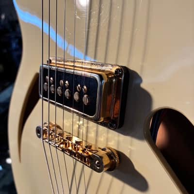 Gretsch G3156 Streamliner - Cream - Historic Series image 4