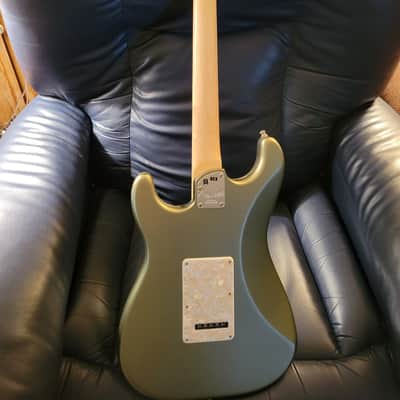 Fender stratocaster american elite 2018 - satin jade green pearl metallic image 5