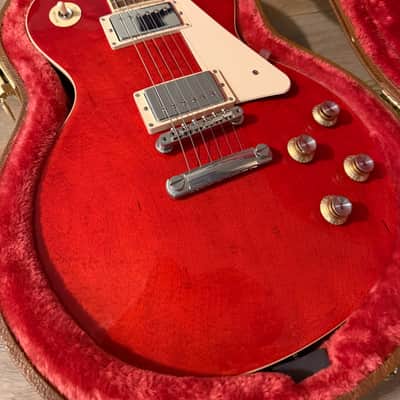 Gibson Les Paul Classic 2022 - Transparent Cherry image 2