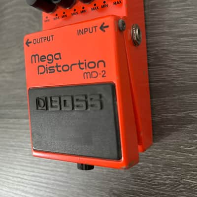 Boss MD-2 Mega Distortion (Silver Label) 2001 - Present - Red image 2