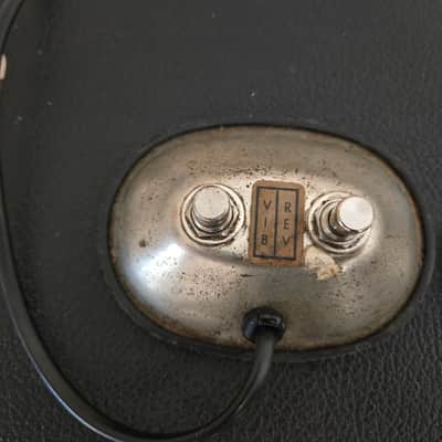 1977 Fender Twin Reverb 2-Channel 135-Watt 2x12" Guitar Combo (1977 - 1981 era) - Silverface image 8