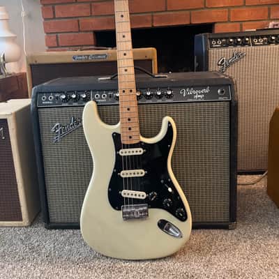 Fender Stratocaster with 3-Bolt Neck, Maple Fretboard 1971 - 1977 - Olympic White image 1