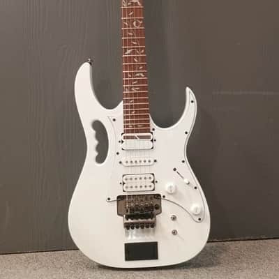 Ibanez JEM-JR-WH SUSTAINIAC Steve Vai Signature White image 3
