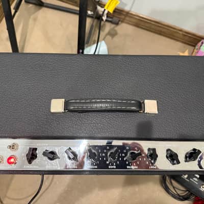 Peavey Classic 50 4/10 2010-12 - Black vinyl image 2
