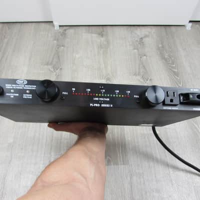 Furman Furman PL-PRO-II Power Conditioner With Volt Meter 2000's image 4