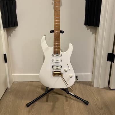 Charvel Pro-Mod DK24 HSS 2PT CM 2024 - Snow White with Gig Bag image 1