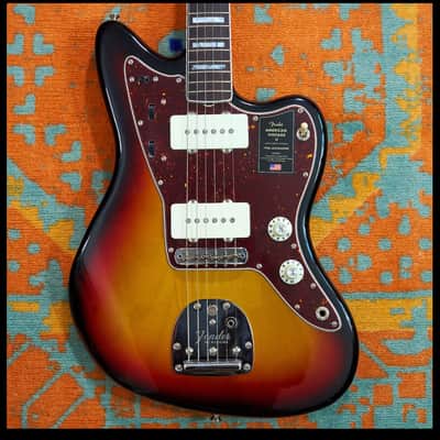 Fender American Vintage II '66 Jazzmaster 2022 -3-Color Sunburst image 12