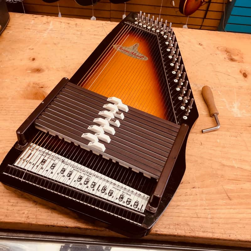 RBI Chromaharp Auto Harp