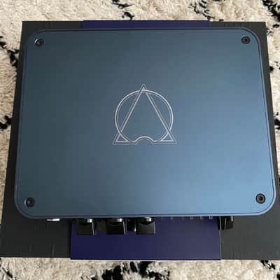 Darkglass Electronics Alpha Omega 500 500-Watt Bass Amp Head 2020 - Present - Blue image 2