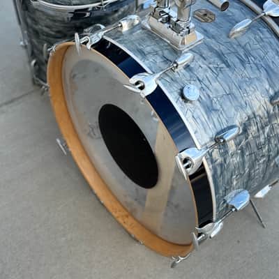 Gretsch Stop Sign Badge Drums 1970-1979 - Sky Blue Pearl image 2