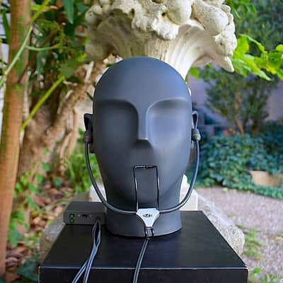 Sennheiser MKE 2002 complete binaural recording microphones system - very rare image 2