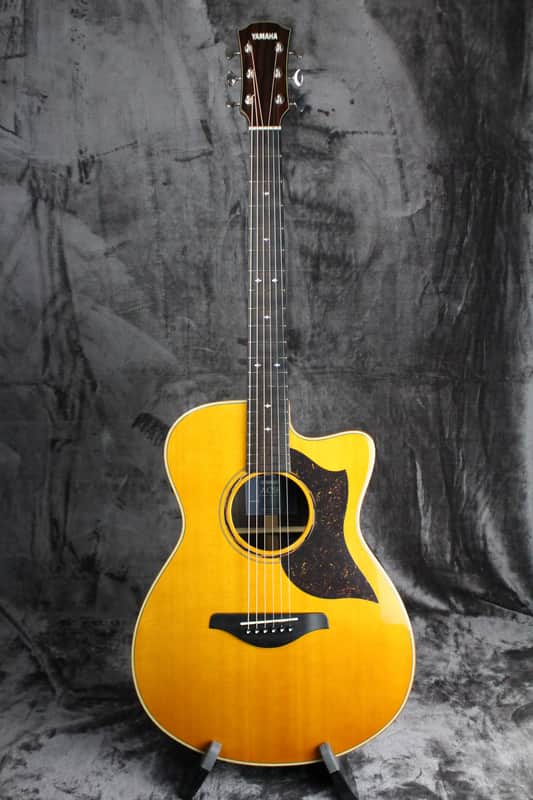 Yamaha AC5R imagen 1