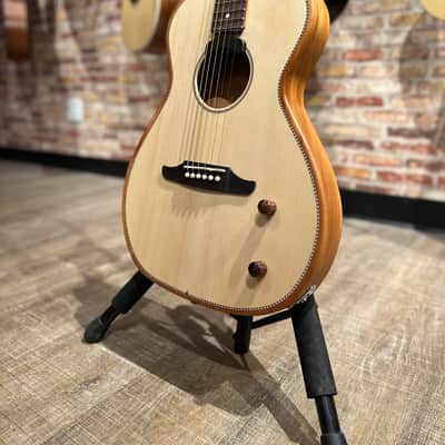 Fender Highway Series Parlor - Natural image 2