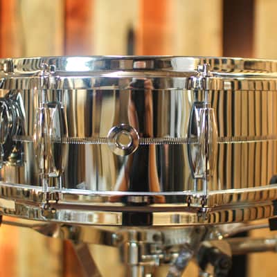 Gretsch 5x14 USA Custom Chrome over Brass Snare Drum - G4160 image 2