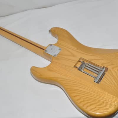 ARIA PRO II STRIKIN` SOUND STRATO Electric Guitar Ref.No 6414 image 9