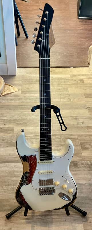 Fojil FSTR-60 Heavy Relic Electric Guitar w/ Gig Bag image 1