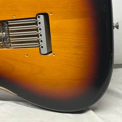 Fender Road Worn '60s Stratocaster Strat Electric Guitar - 3-Color Sunburst image 15