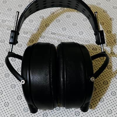 '2022 Audeze LCD-24 Headphones image 5