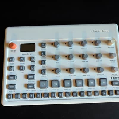 Elektron Model:Samples 2019 - 2020 White