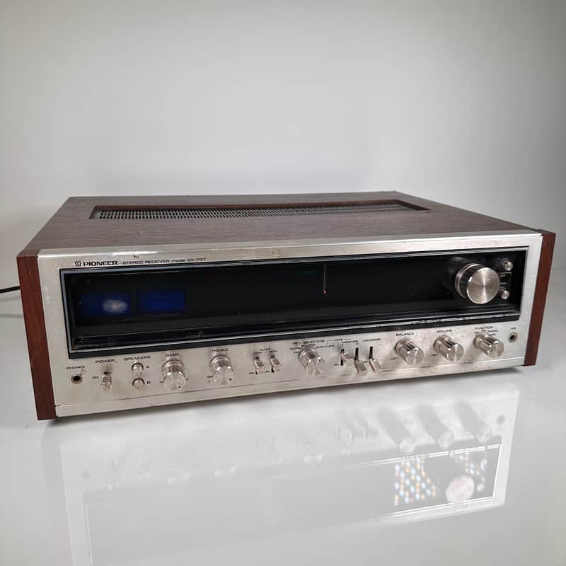 Pioneer SX-737 Vintage Stereo Receiver (1974) image 1