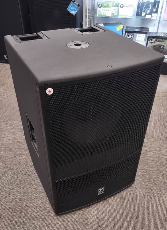 Used Yorkville ES18P Powered Subwoofer  w/Tuki Cover image 1