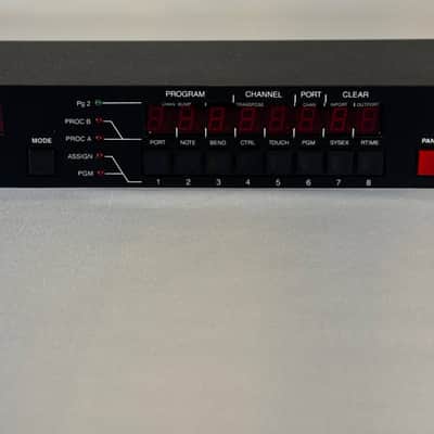 JL Cooper MSB+ Rev 2 - 8x8 MIDI Router, Patch bay image 5