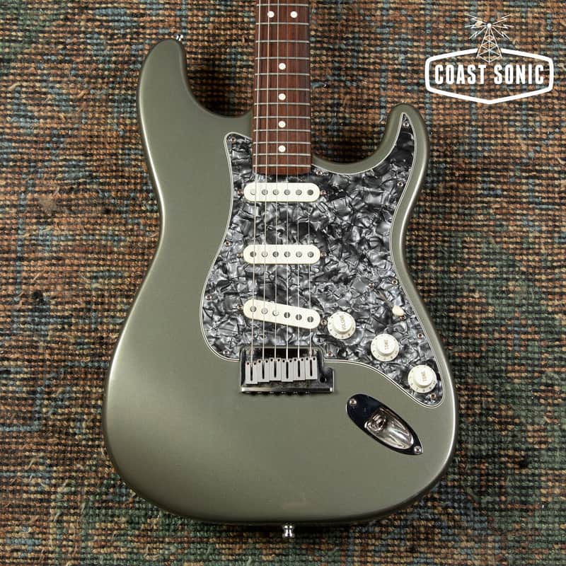 1989 Fender American Standard Stratocaster USA w/case image 1