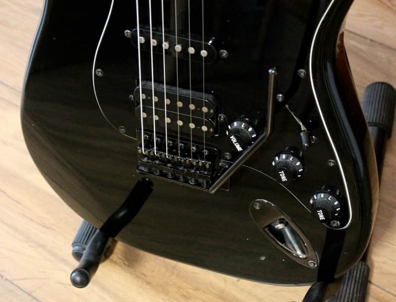 Rocket Special by Marshall, HSS guitar | Reverb España