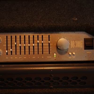 Vintage 1995 Laney DB300H "Database" Bass Amp Head - 300W Hybrid (Powers On) image 4