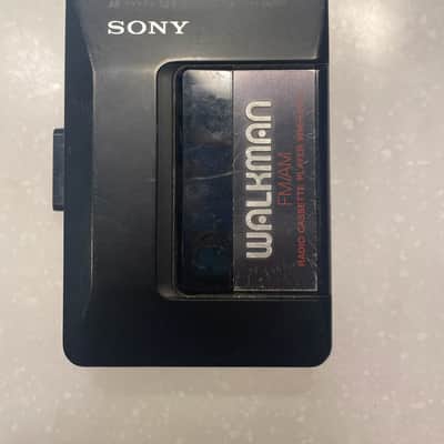 Sony Walkman Cassette Tape Player AM/FM WM-F2015 *EXCELLENT* 1990s - Black image 1