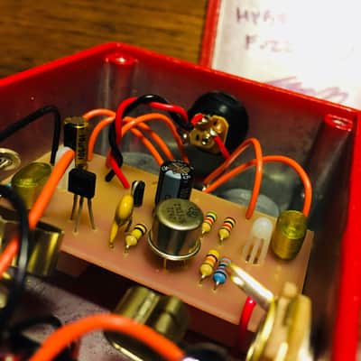 Creepy Fingers Fuzzbud Custom Hybrid Silicon & Germanium Fuzz 2019 Red image 2
