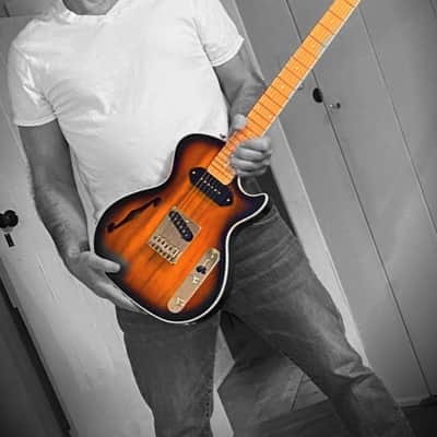 BootLegger Guitar Single Barrel Brown Red Black Burst Custom Case & Flask P90 & Single Coil image 21