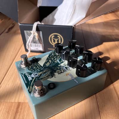 Walrus Audio Lore Reverse Soundscape Generator Limited Edition - Fall Series 2025 - Green Fall Fantasy Graphic image 9