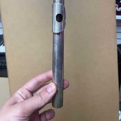King Cleveland 610 Flute w/ Hard Case Blue Lining (parts/ repairable) image 3