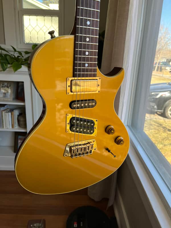 Gibson Nighthawk SP-3 Limited Edition Goldtop - 1999 image 1