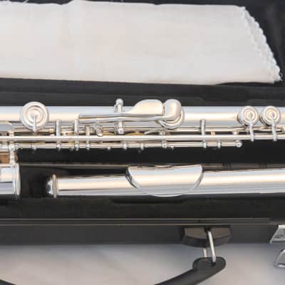 Yamaha YFL-282 Standard Open Hole Flute *Inline G *Cleaned & Serviced *Ready to Play image 11