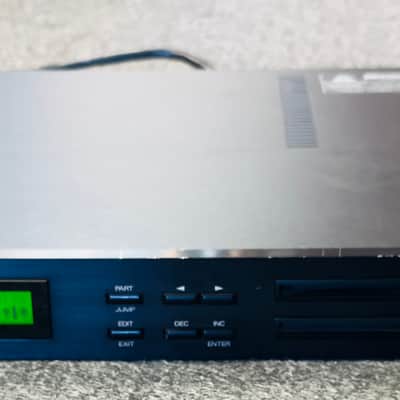 Roland U-110 PCM Sound Module 1988 - 1990 - Black