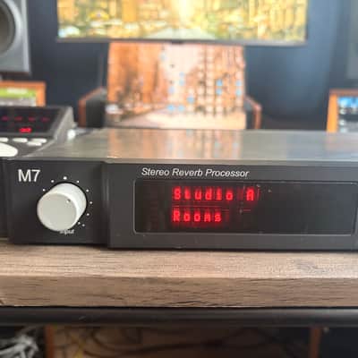 Bricasti Design M7 Reverb 2010s + M10 remote - Black image 4
