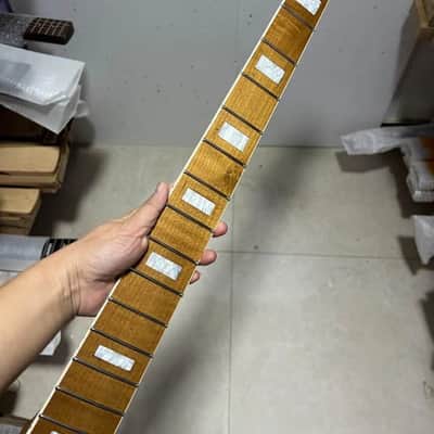 Roasted Maple Wood 5 String Bass Neck, 20 Frets Fingerboard image 6
