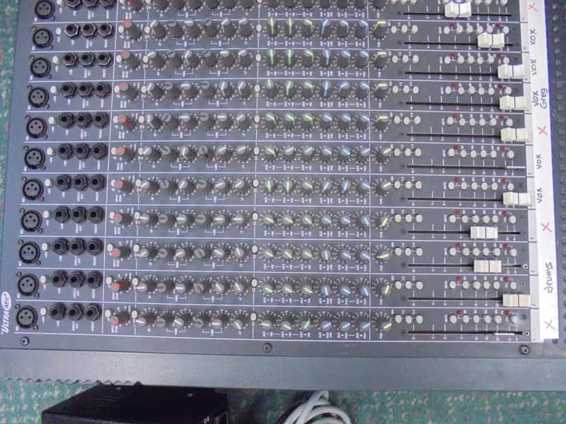 Soundcraft Spirit Live 4-2 24 Channel Mixer w/ Power Supply | Reverb