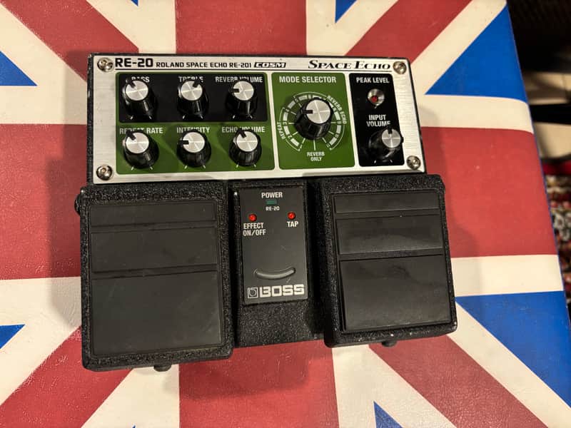 Boss RE-20 Space Echo